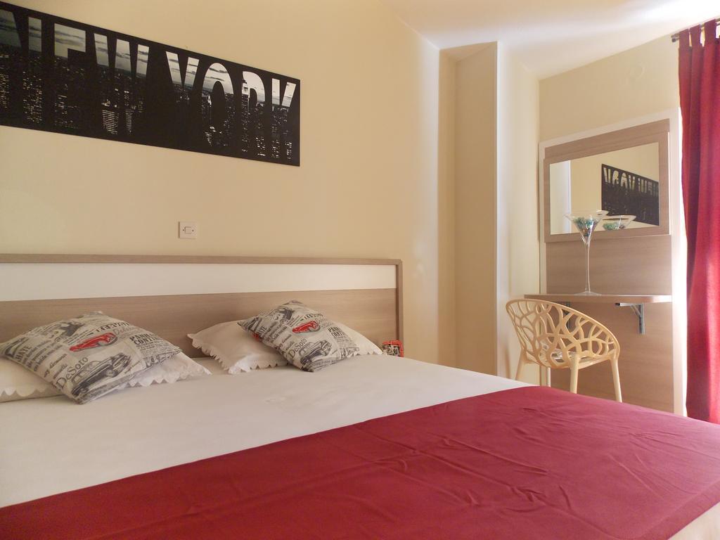 Apartmani Adriatic Ana Новалья Экстерьер фото